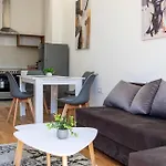Апартаменты Art Free Parking Center