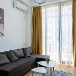 Art Free Parking Center Апартаменты Скопье