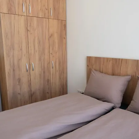 Apartment Art Apartments-free Parking-city Center Skopje