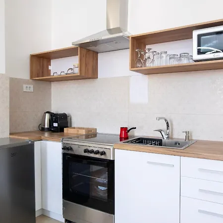 Art Apartments-free Parking-city Center * Skopje