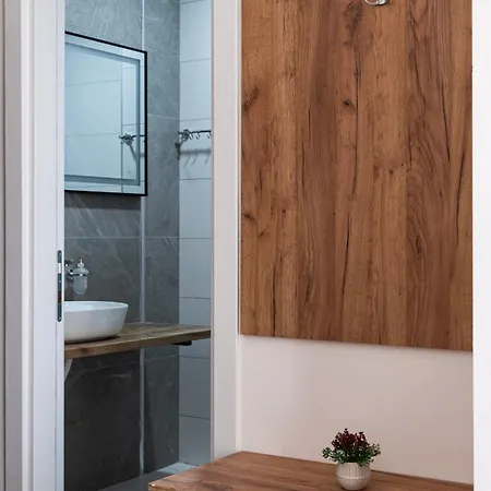 Art Apartments-free Parking-city Center * Skopje