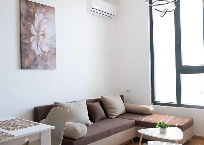 Home Art Apartments Free Parking City Center * Skopje
