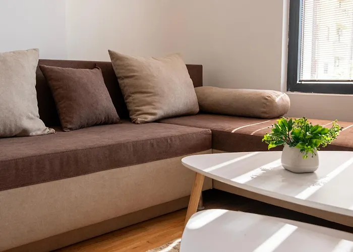 Home Art Apartments Free Parking City Center Apartment *