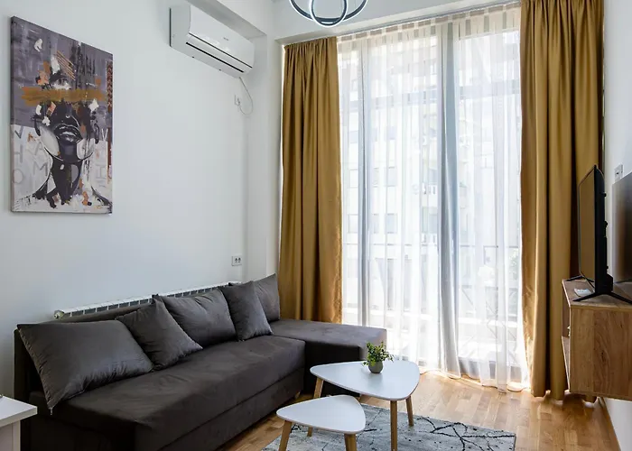 Home Art Apartments Free Parking City Center Appartement Skopje