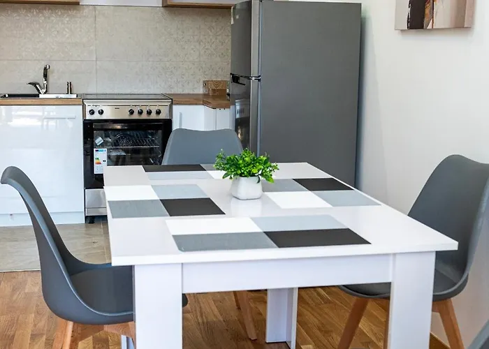 Home Art Apartments Free Parking City Center Skopje