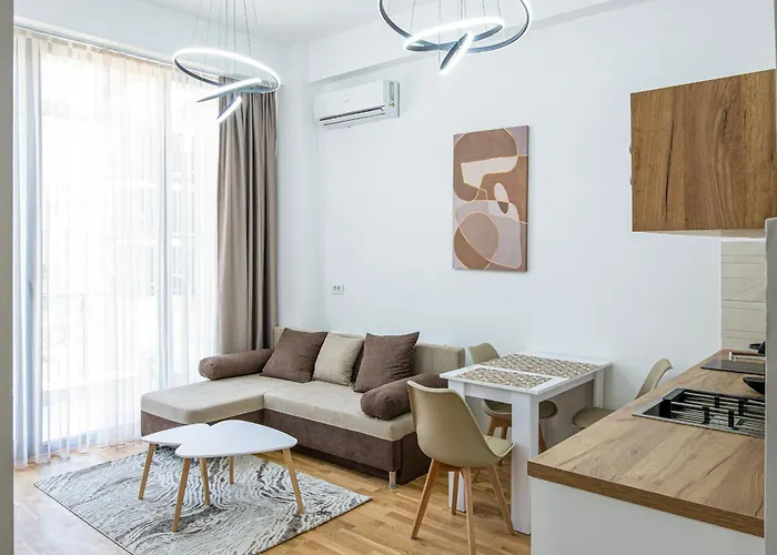 Home Art Apartments Free Parking City Center Apartment *