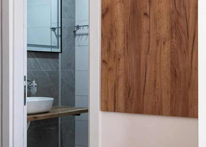 Home Art Apartments Free Parking City Center * Skopje